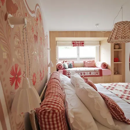 Casa de Férias Sonnenhof Juliet - Design-led Swiss Luxury