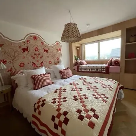 Sonnenhof Juliet - Design-led Swiss Luxury Casa de Férias Saas Fee