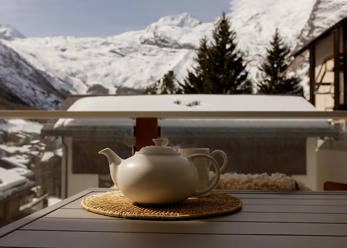 Апартаменты Sonnenhof Juliet - Design-led Swiss Luxury Зас-Фе