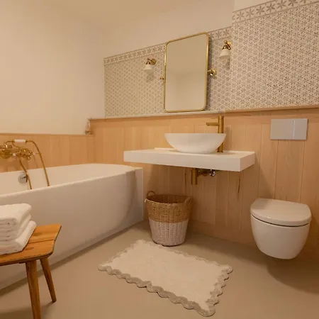 Sonnenhof Juliet - Design-led Swiss Luxury Apartment Saas-Fee