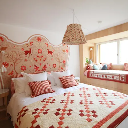 Sonnenhof Juliet - Design-led Swiss Luxury Apartment Saas-Fee