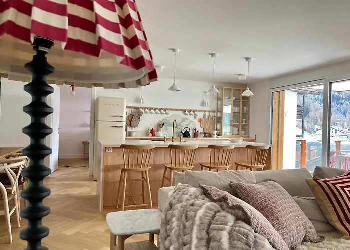 Sonnenhof Juliet - Design-led Swiss Luxury Saas Fee